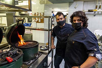 KROMATIKO Cocineros 8867 w205