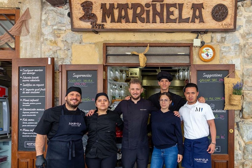 MARIÑELA: “EL VASKITO” SE ASOMA AL PUERTO Imagen 1