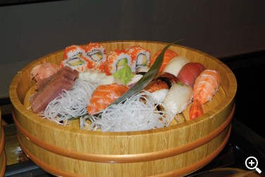 CARLOS LIAO INAUGURÓ SU NUEVO RESTAURANTE, “ZEN FUSIÓN” Imagen 1