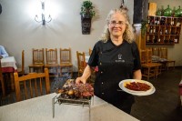 KATTALIN: AMOR POR LA CARNE